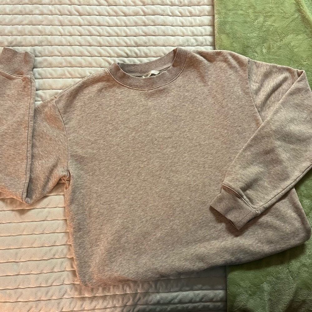H&M Basic Crewneck